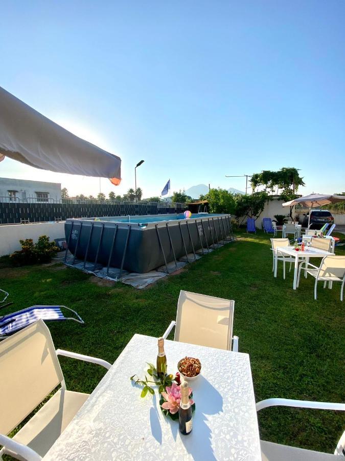 Area Domus Bed & Breakfast Pompei Bagian luar foto
