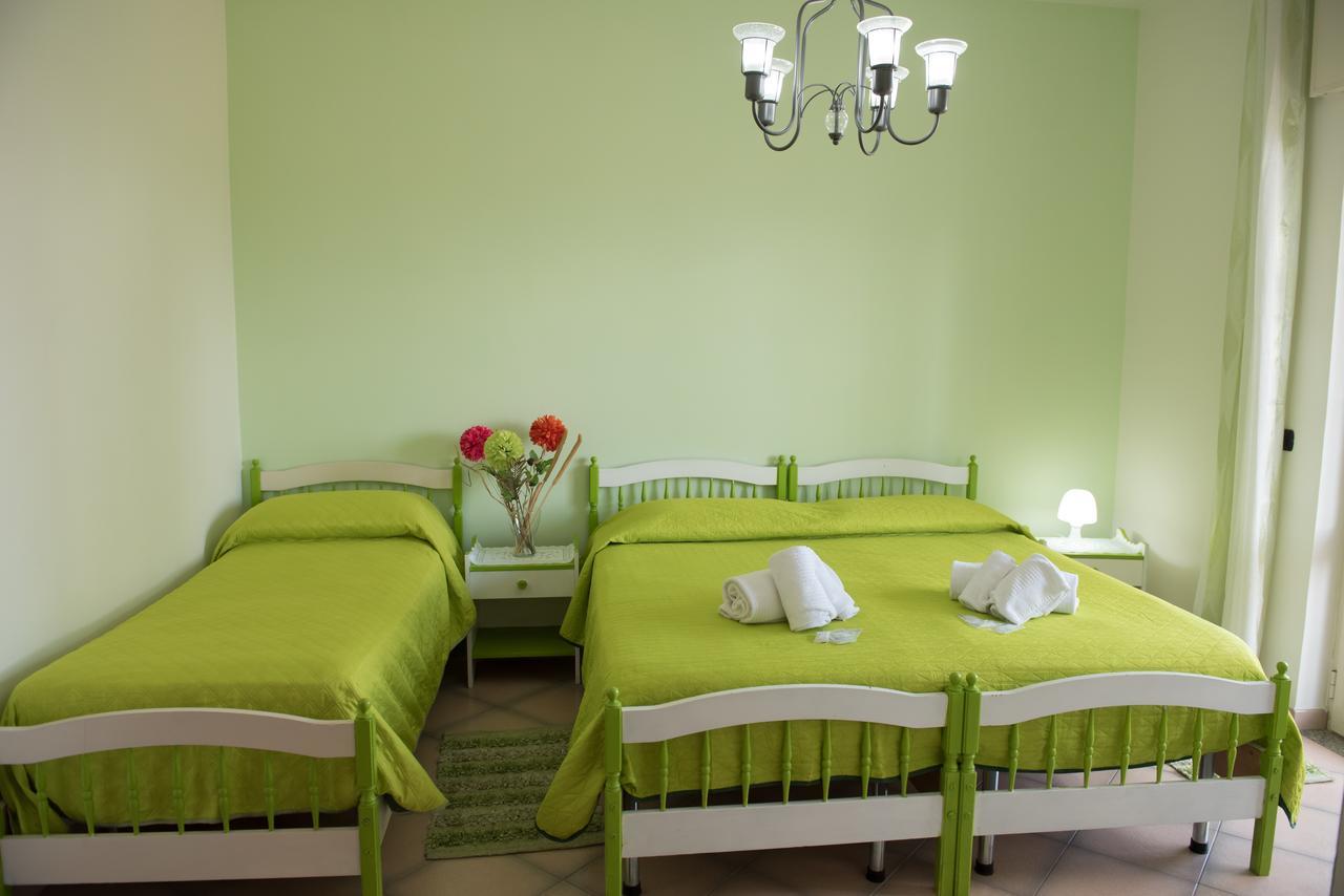Area Domus Bed & Breakfast Pompei Bagian luar foto
