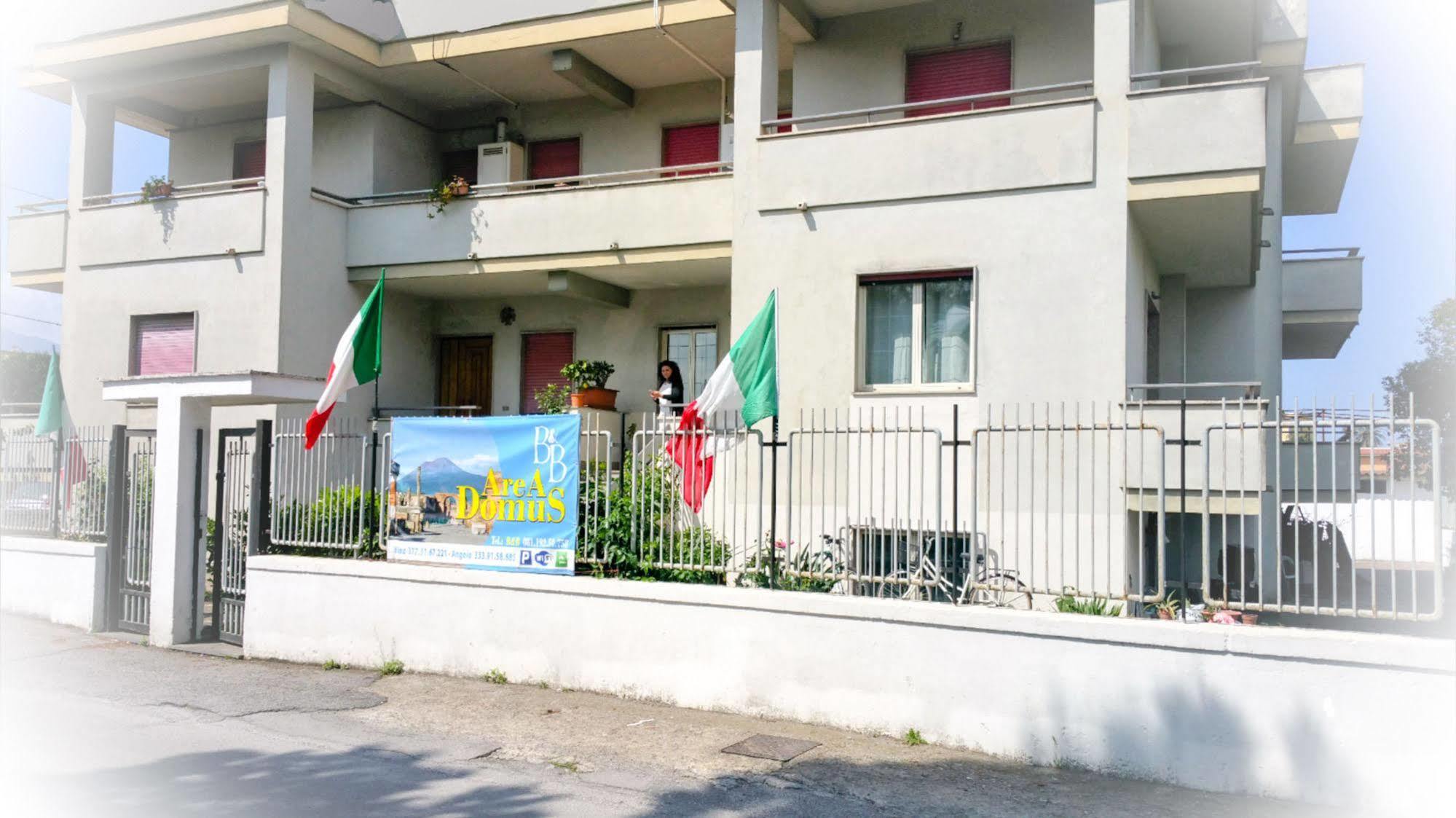 Area Domus Bed & Breakfast Pompei Bagian luar foto